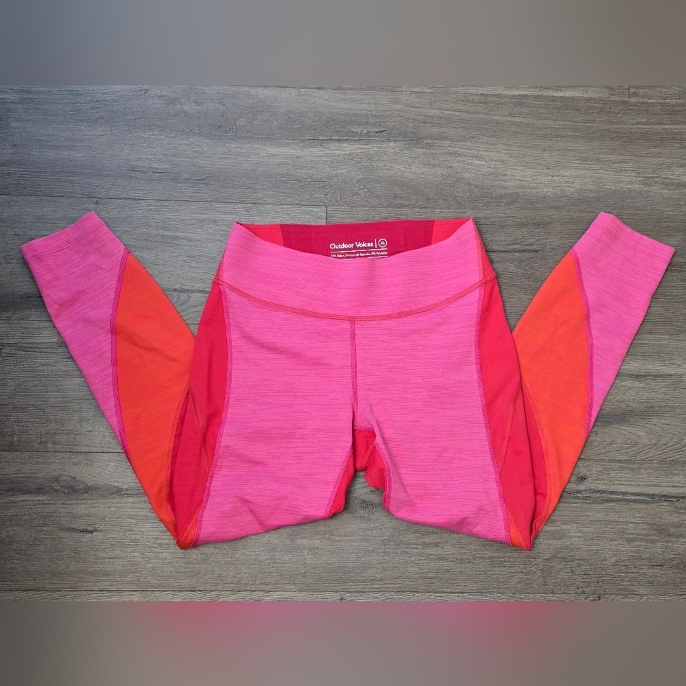 Outdoor Voices Leggings Red Pink Medium Active Athletic Colorblock Casual Gym